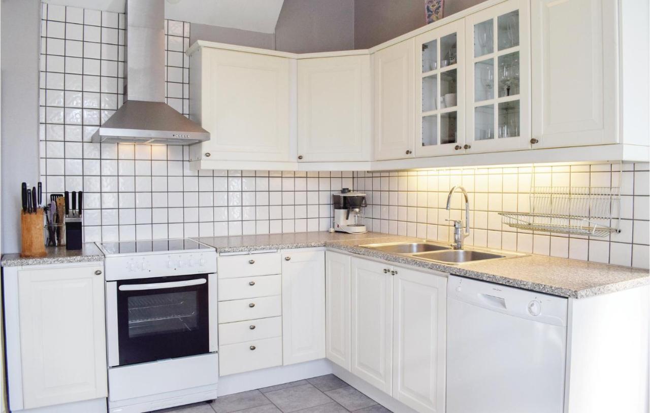 Amazing Apartment In Ystad With Kitchen Экстерьер фото